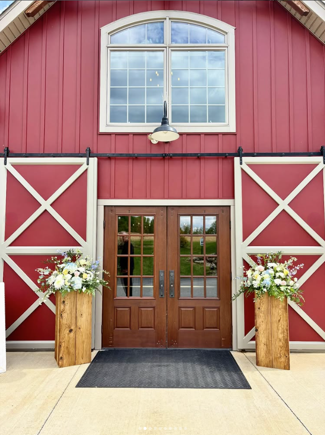 Osbornia Farm Wedding Barn Entrance to Osbornia Farm wedding barn in Quarryville, Pennsylvania